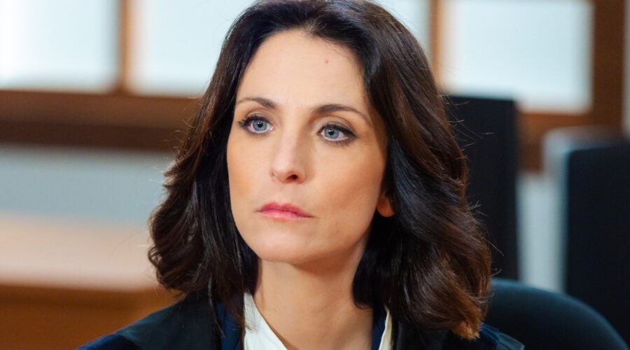 Francesca Colapietro interpreta Lucia in 