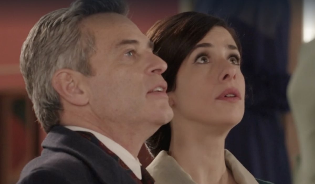 Da sinistra: Massimo Poggio (Ezio Colombo) e Lara Komar (Gloria Moreau) in una scena della puntata 116 de 