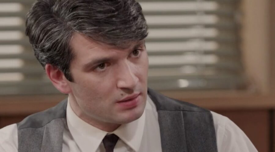 Filippo Scarafia (Roberto Landi) in una scena nella puntata 122 de 