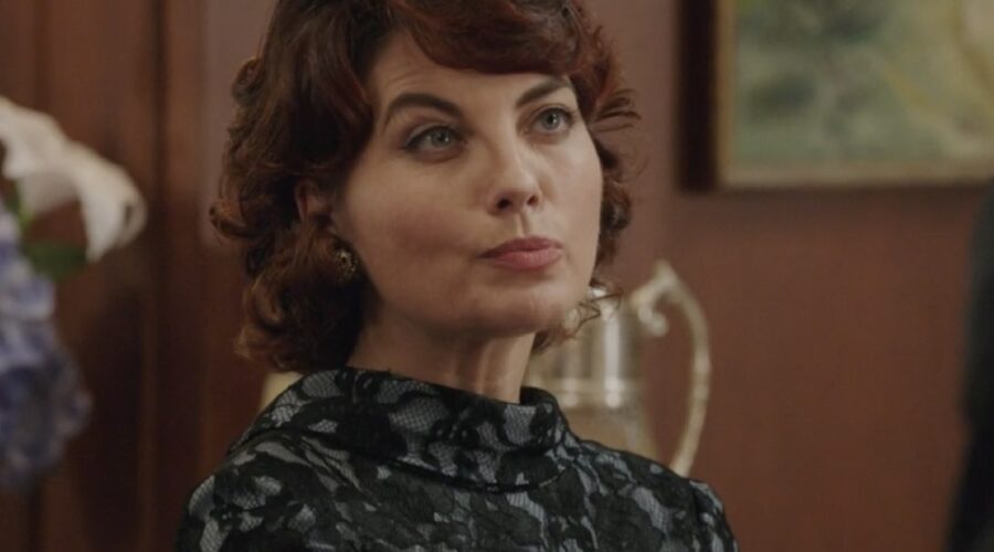 Vanessa Gravina (Adelaide Di Sant'Erasmo) in una scena della puntata 134 de 