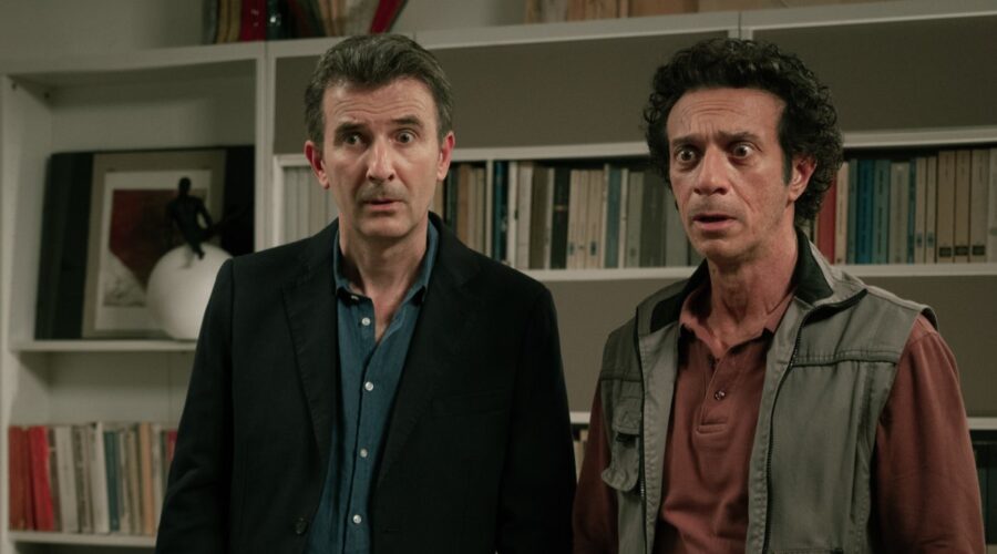 “Incastrati”, Ficarra e Picone in un'immagine della seconda stagione della serie tv. Credits: Netflix Italia.