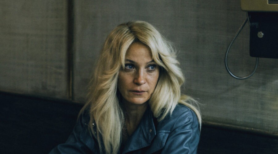 Lara Feith In Luden - Il Re Del Quartiere A Luci Rosse Credits Prime Video