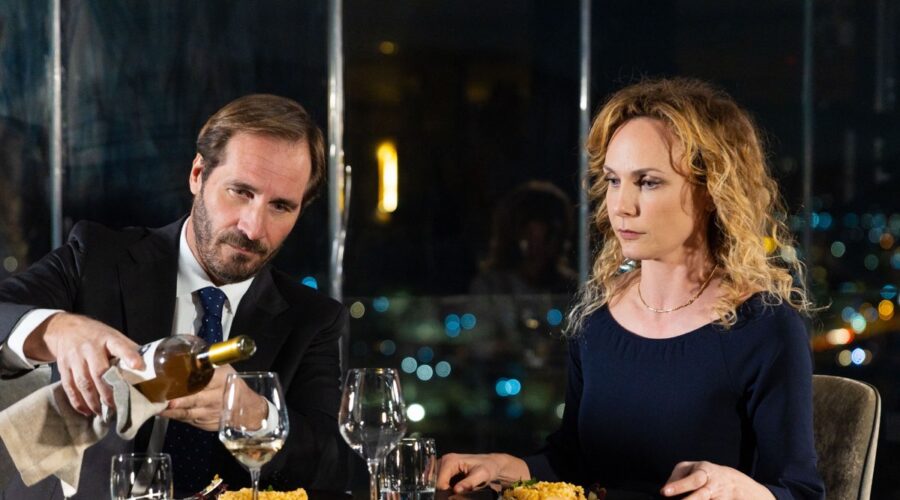 Maurizio Aiello e Sara Zanier in una scena di 