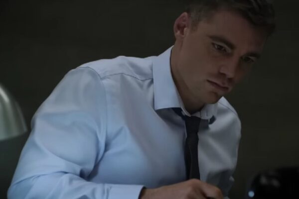 Screenshot Di Gabriel Basso Nel Trailer Di 