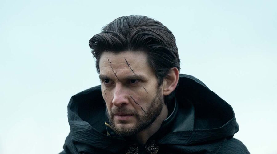 Ben Barnes (generale Kirigan) in 
