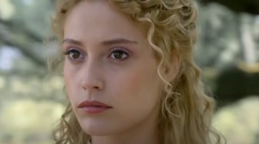 Ana Garces interpreta Jana in una scena del promo de 