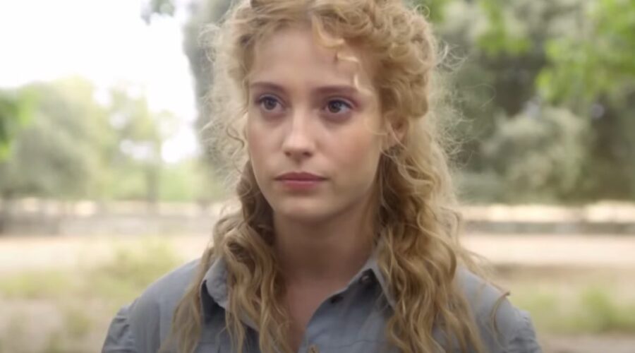 Ana Garces interpreta Jana in una scena del promo de 