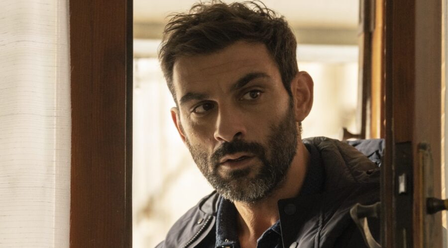 Francesco Arca (Alessandro Scudieri) in una scena di 