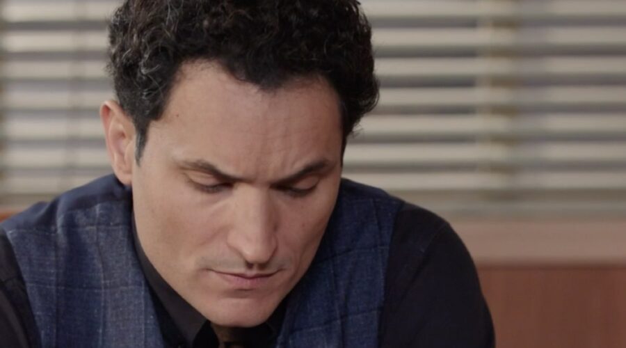 Alessandro Tersigni (Vittorio Conti) in una scena della puntata 136 de