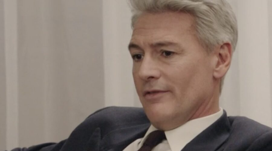 Roberto Farnesi (Umberto Guarnieri) in una scena della puntata 137 de 