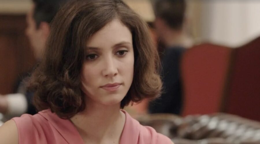 Lucrezia Massari (Flora Gentile Ravasi) in una scena della puntata 138 de 