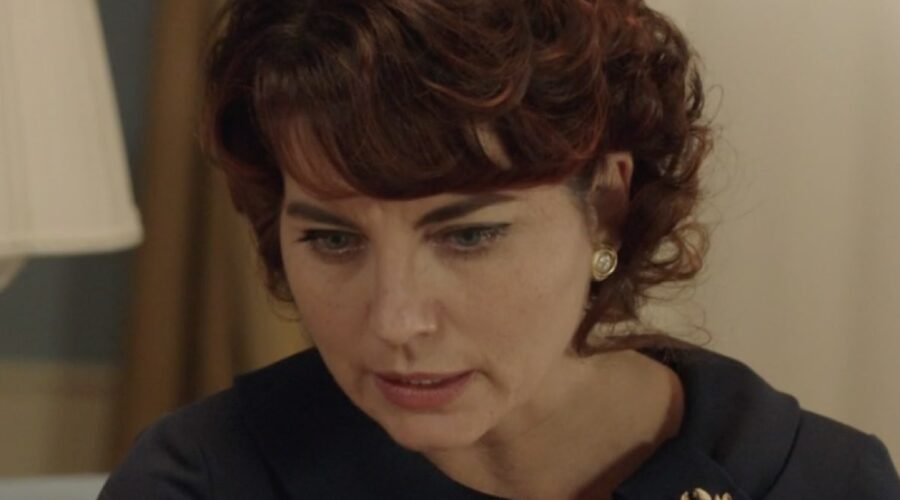 Vanessa Gravina (Adelaide Di Sant'Erasmo) in una scena della puntata 139 de 