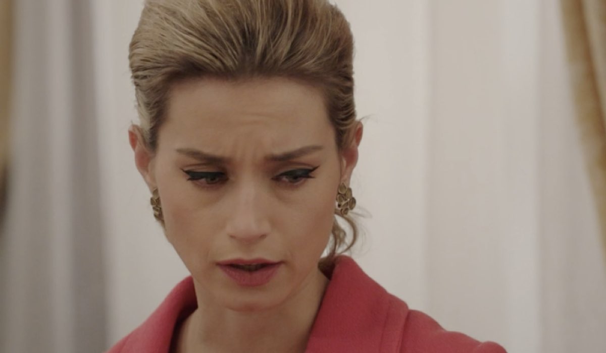 Giulia Arena (Ludovica Brancia di Montalto) in una scena della puntata 153 de