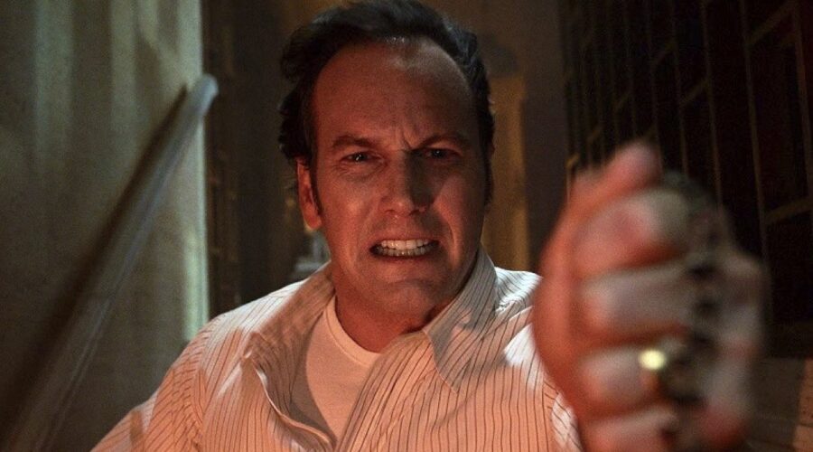 Patrick Wilson in una scena del film “The Conjuring - per ordine del Diavolo”. Credits: Warner Bros. Discovery.