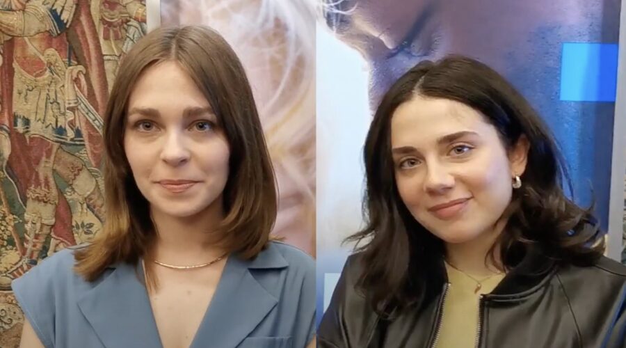 Da sinistra: Giada Di Palma e Greta Esposito nell'intervista per “Shake”. Credits: Cattura schermo/Tvserial.it.