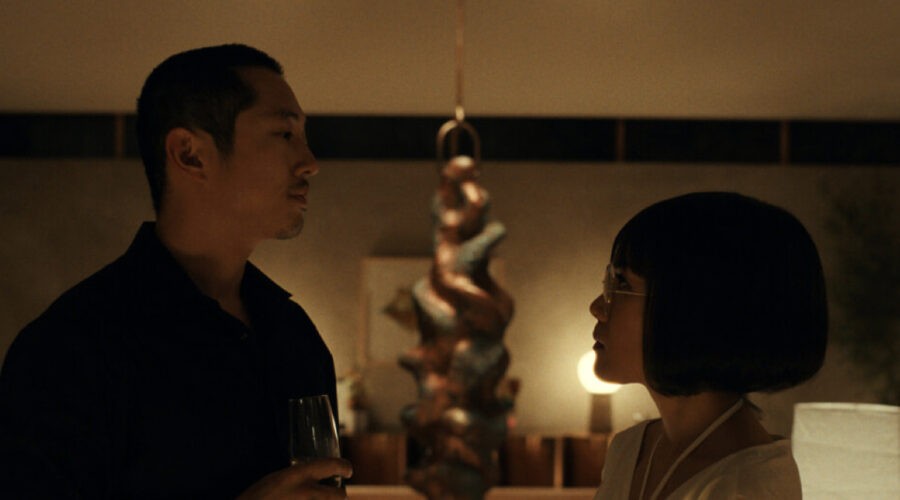 Steven Yeun E Ali Wong In Lo Scontro Beef Credits Netflix