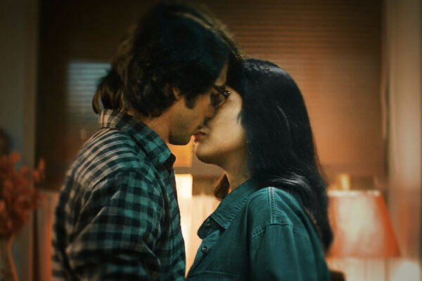 Tanya Maniktala E Shantanu Maheshwari In Tooth Pari: When Love Bites Credits Netflix