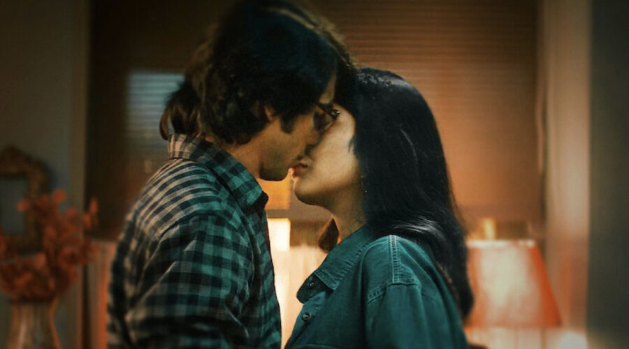 Tanya Maniktala E Shantanu Maheshwari In Tooth Pari: When Love Bites Credits Netflix