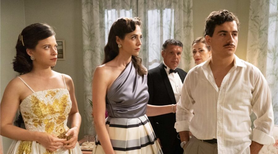 Da sinistra: Amparo Piñero (Carmen), Bárbara Oteiza (Inés) e Adrian Exposito (Faustino Medina) in una scena della puntata di “Un altro domani” in onda mercoledì 7 giugno 2023 su Canale 5. Credits: RTI Mediaset.