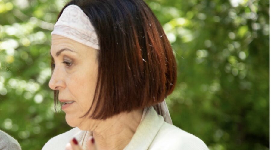 Cristina De Inza (Diana) in una scena di “Un altro domani”. Credits: Mediaset