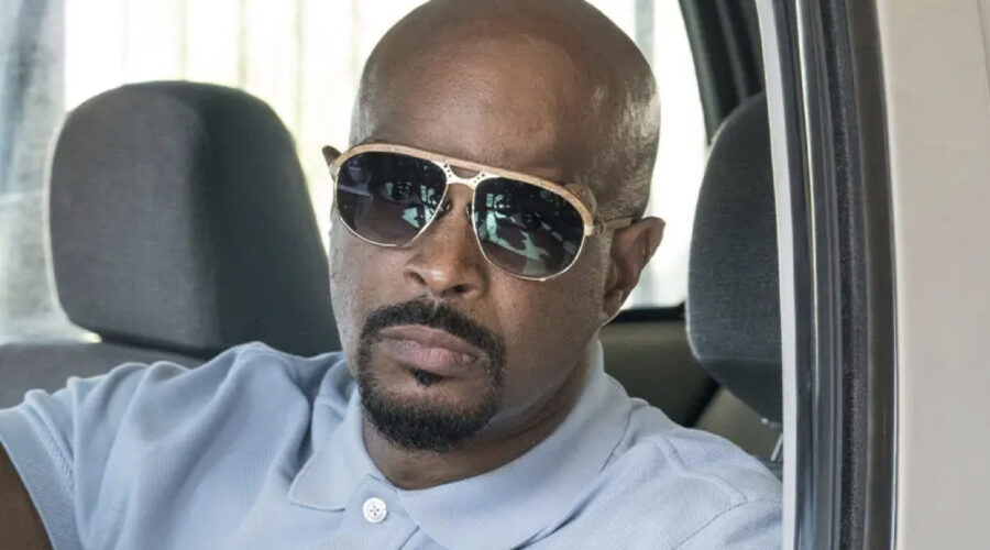 Damon Wayans In Lethal Weapon Credits Sky Guida