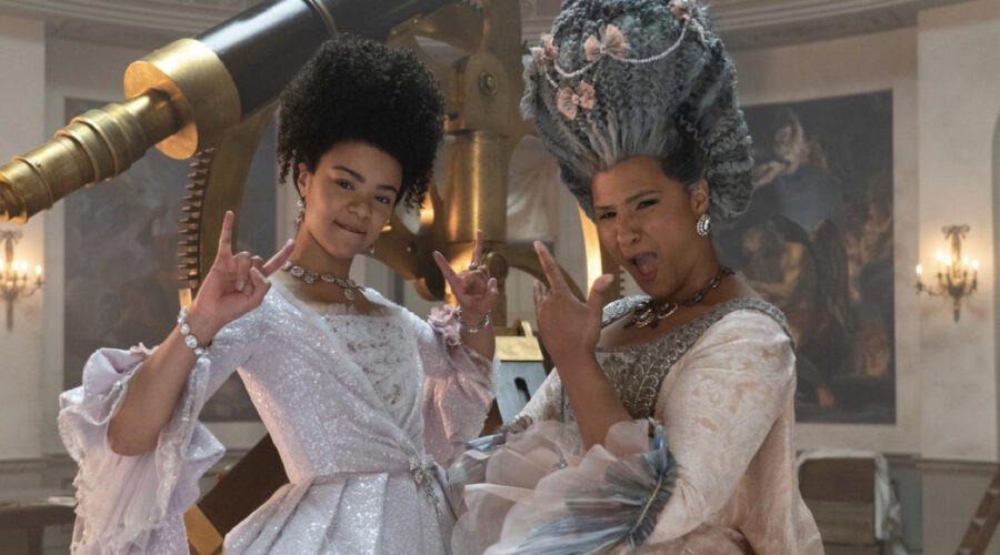 Golda Rosheuvel Come Regina Carlotta E India Amarteifio Come Giovane Regina Carlotta In La Regina Carlotta Una Storia Di Bridgerton Credits Netflix
