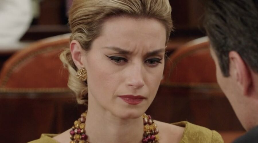 Giulia Arena (Ludovica Brancia di Montalto) in una scena della puntata 157 de