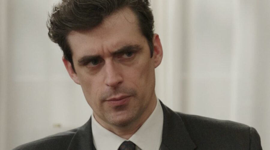 Flavio Parenti (Tancredi Di Sant'Erasmo) in una scena della puntata 159 de