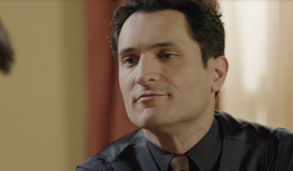 Alessandro Tersigni (Vittorio Conti) in una scena della puntata 160 de 