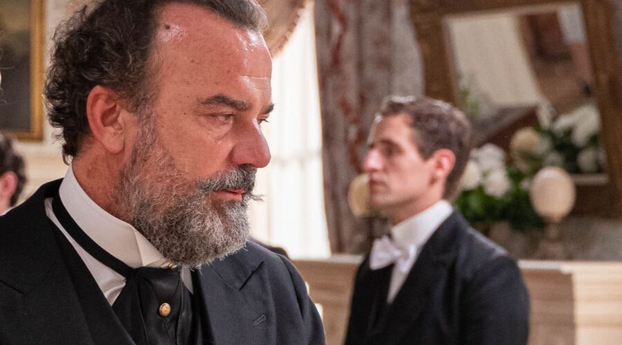 Manuel Regueiro interpreta Alonso ne