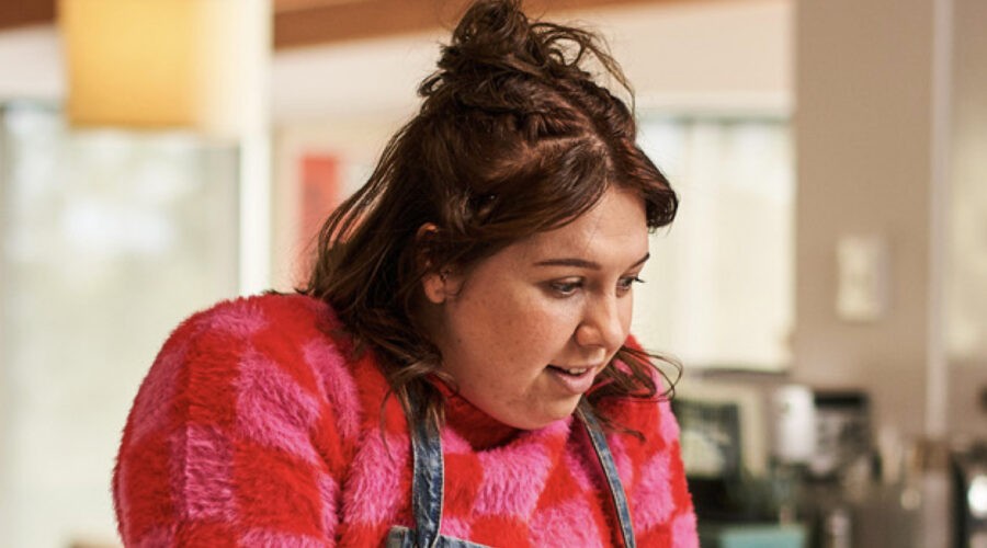 Natalie Abbott (Diana) In Aftertaste Credits Serially