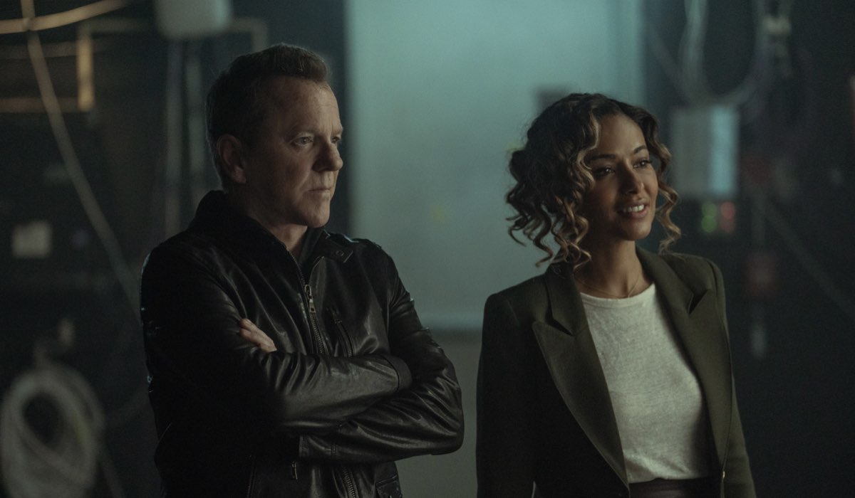 From left: Kiefer Sutherland as John Weir and Meta Golding as Hailey Winton from the Paramount+ series “Rabbit Hole.”  Photo Cr: Marni Grossman/Paramount+ © 2022 Viacom International Inc. All rights reserved.