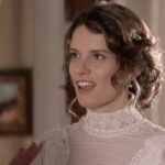Mariona Tena (Blanca Silva Torrealba) in una scena della puntata 61 di 