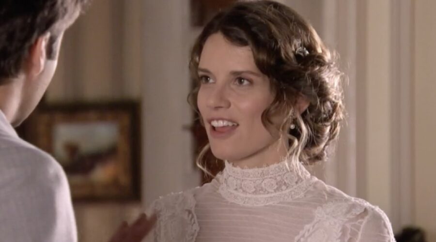 Mariona Tena (Blanca Silva Torrealba) in una scena della puntata 61 di
