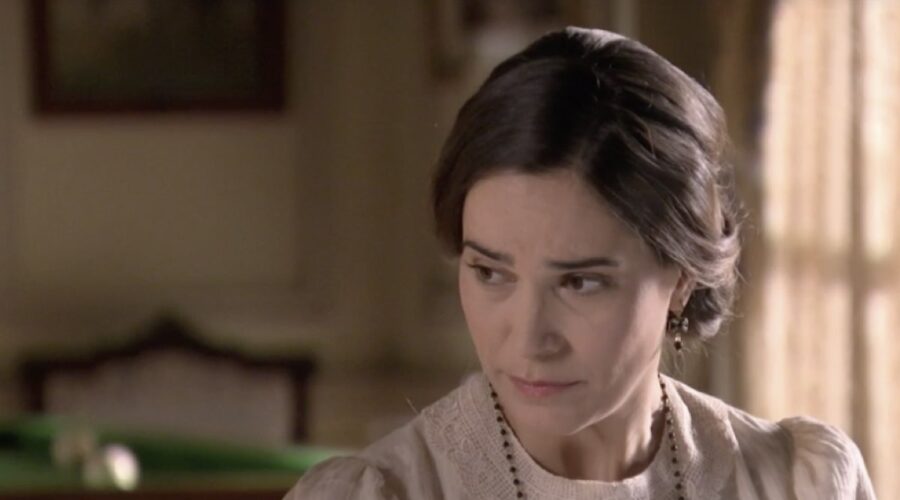 Celia Freijeiro (Adela Silva Torrealba) in una scena della puntata 62 di 