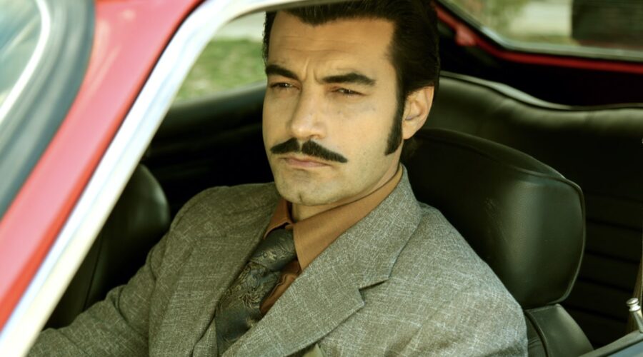 Murat Ünalmis (Demir) in una scena della puntata di “Terra Amara” in onda venerdì 16 giugno 2023 su Canale 5. Credits: RTI Mediaset.