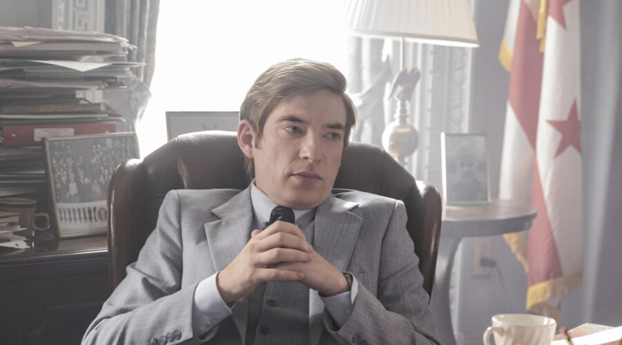 Domhnall Gleeson In Infiltrati Alla Casa Bianca – White House Plumbers Credits Sky