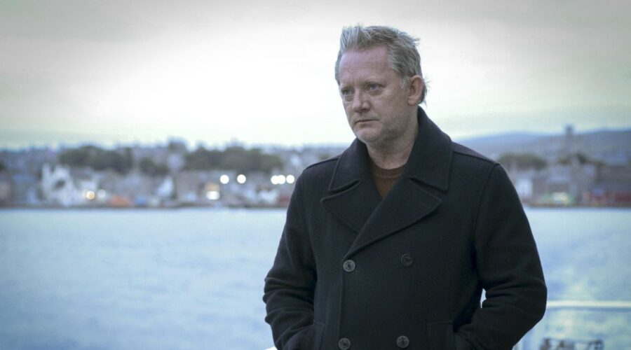 Douglas Henshall interpreta Jimmy Perez in 