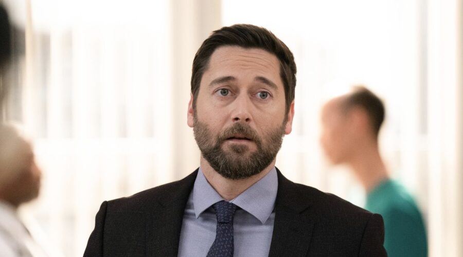 Ryan Eggold (Max Goodwin) nell'episodio 12 della quinta stagione di “New Amsterdam”. Credits: Universal TV/RTI Mediaset.