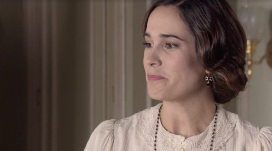 Celia Freijeiro (Adela Silva Torrealba) in una scena della puntata 61 di 