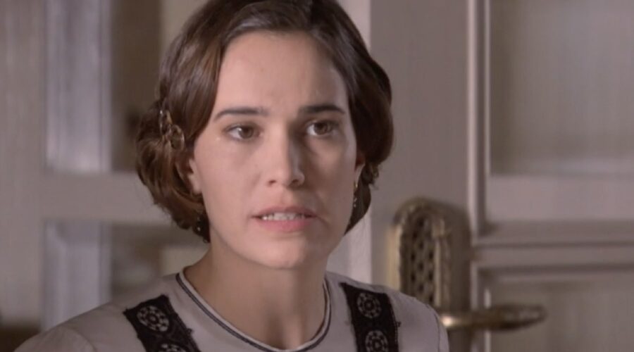 Celia Freijeiro (Adela Silva Torrealba) in una scena della puntata 84 di