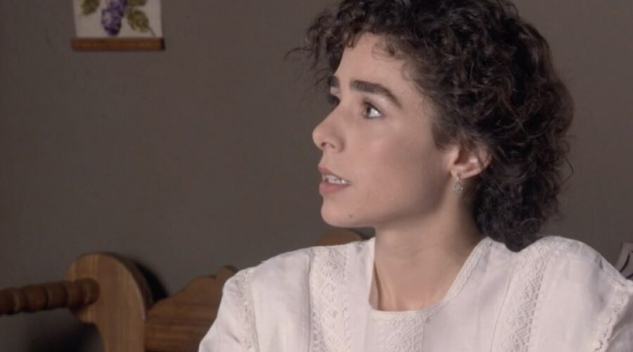 Candela Serrat (Celia Silva Torrealba) in una scena della puntata 61 di