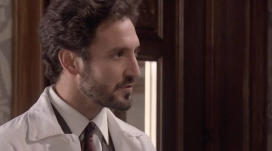 Álex Gadea (Cristóbal Loygorri del Amo) in una scena della puntata 84 di