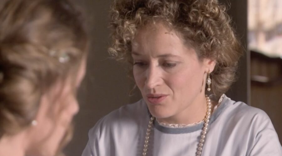 Marta Larralde (Diana Silva Torrealba) in una scena della puntata 84 di