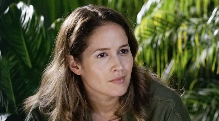 Jaina Lee Ortiz nei panni di Herrera in “Station 19”. Credits: Disney Italia.