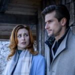 Da sinistra: Sophia Schiller nei panni di Constanze Von Thalheim e Sandro Kirtzel nel ruolo di Paul Lindbergh in una scena della soap opera “Tempesta d'amore” in onda su Rete 4. Credits: Das Erste/Mediaset.