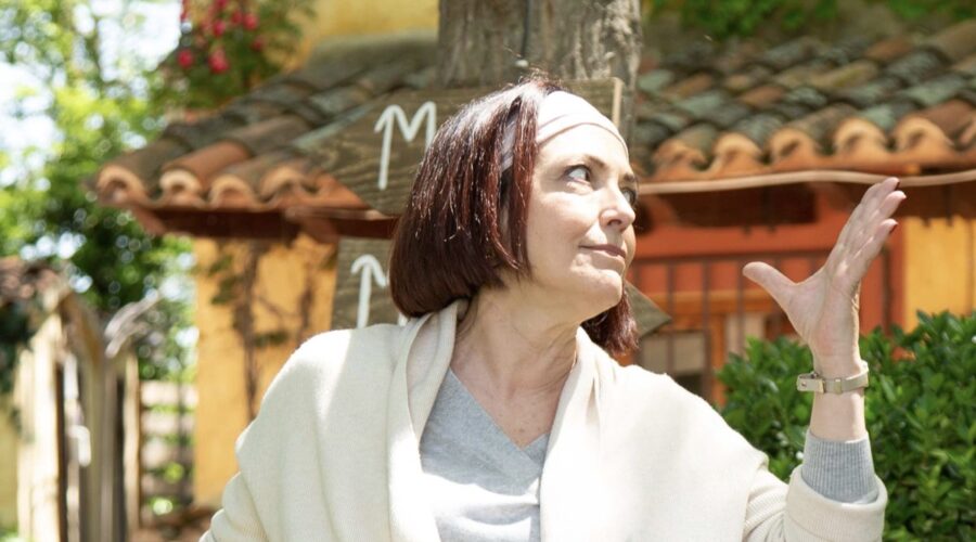 Cristina De Inza (Diana) in una scena di “Un altro domani”. Credits: Mediaset