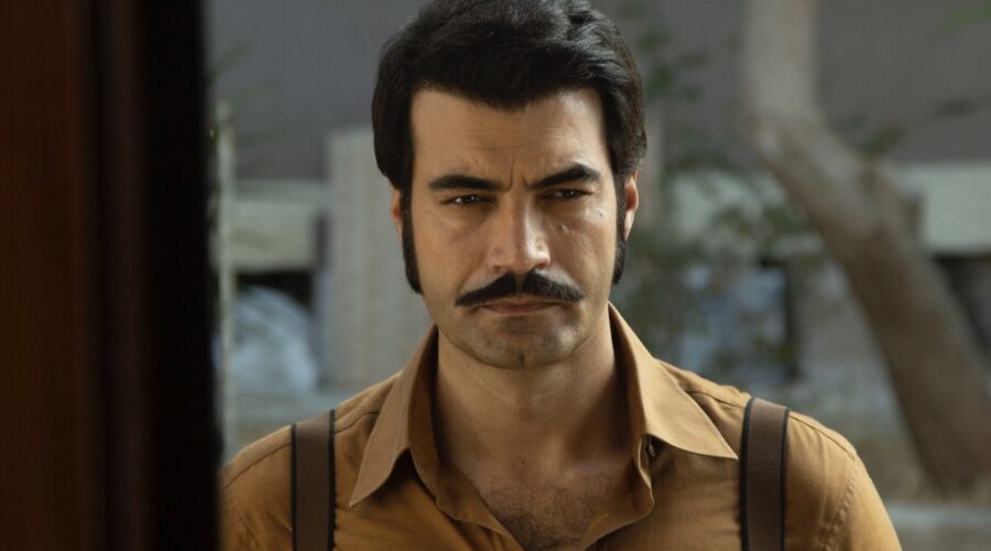 Murat Ünalmis (Demir) in una scena di