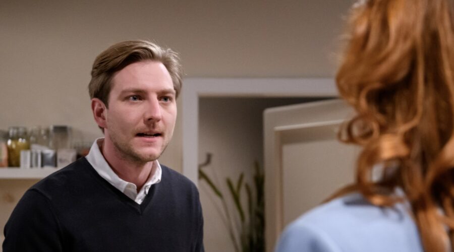 Matthias Zera veste i panni di Henning in “Tempesta D'Amore”. Credits: Das Erste/Mediaset.