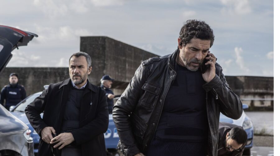 Una delle prime foto di “I Bastardi di Pizzofalcone 4”, diffusa in occasione della presentazione dei palinsesti Rai del 7 luglio 2023. Credits: Rai